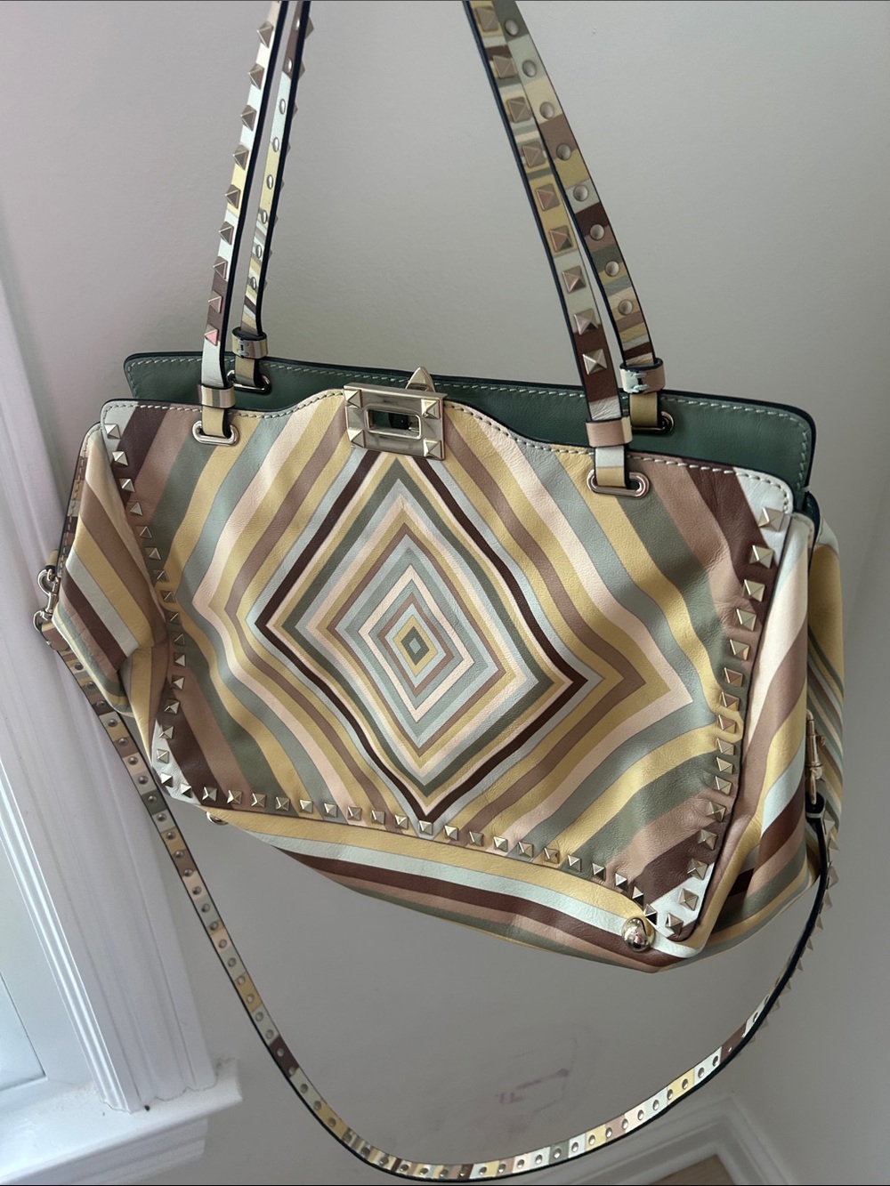 Valentino Garavani Tote Bag - Picture 5 of 7